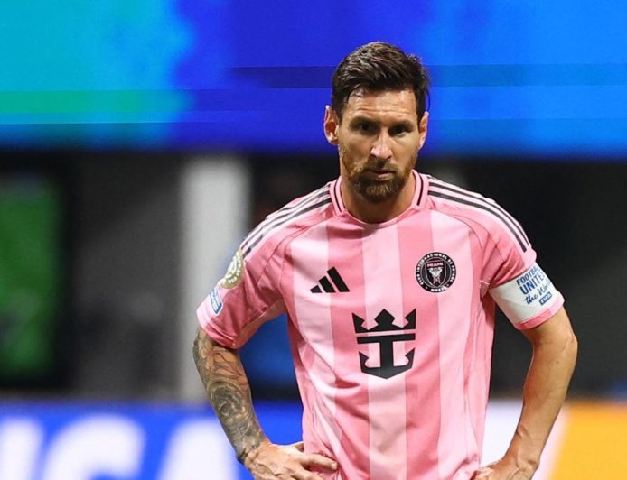 Messi-led Argentina football team drops Kerala trip over scheduling clash, says State Minister