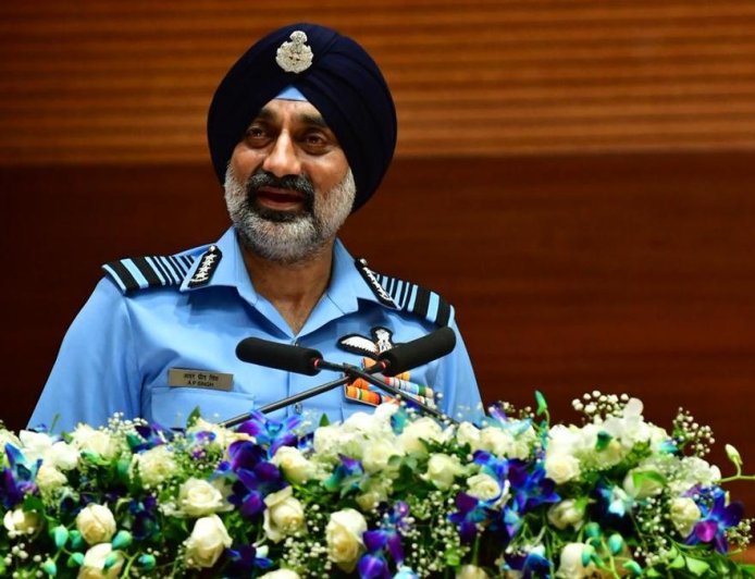 ஆபரேஷன் சிந்தூர்: பாகிஸ்தானின் 6 போர் விமானங்கள் சுட்டு வீழ்த்தப்பட்டன - விமானப்படை தளபதி